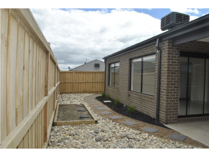 6 Packer Way, Williams Landing VIC 3027