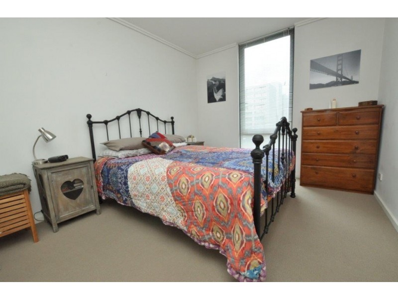 REF 20908/38 Bank Street, Southbank VIC 3006