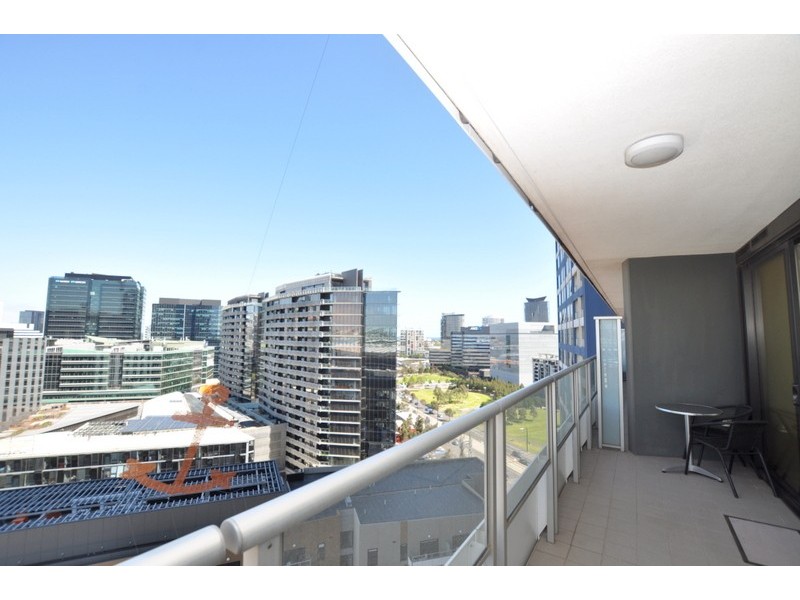 1713/100 Harbour Esplanade, Docklands VIC 3008