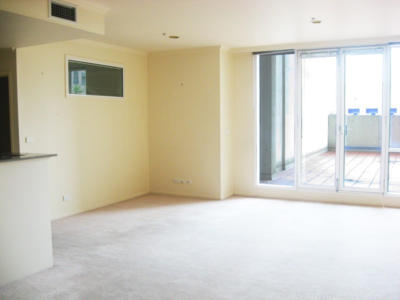 REF 21106/28 Southgate Avenue, Southbank VIC 3006