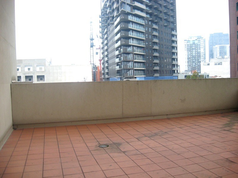 REF 21106/28 Southgate Avenue, Southbank VIC 3006