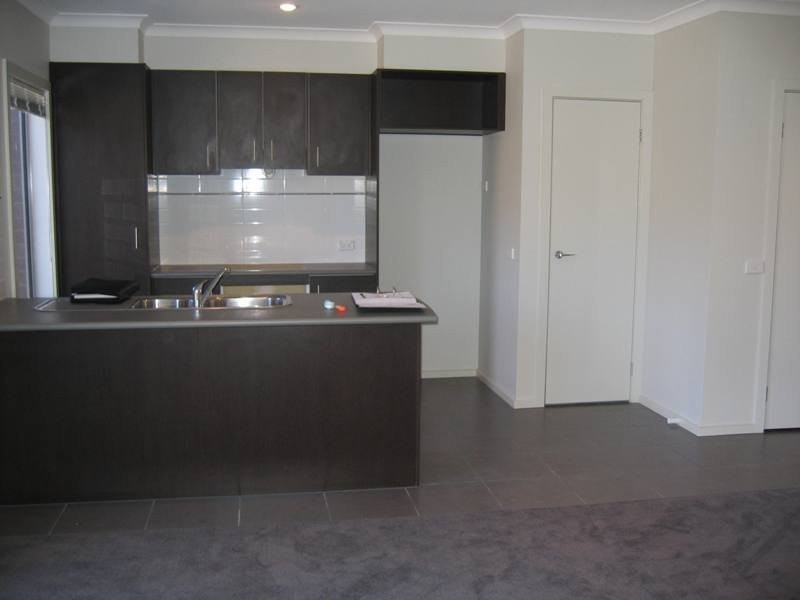 11 Newland Walk, Mernda VIC 3754