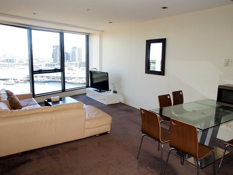 1502/100 Harbour Esplanade, Docklands VIC 3008