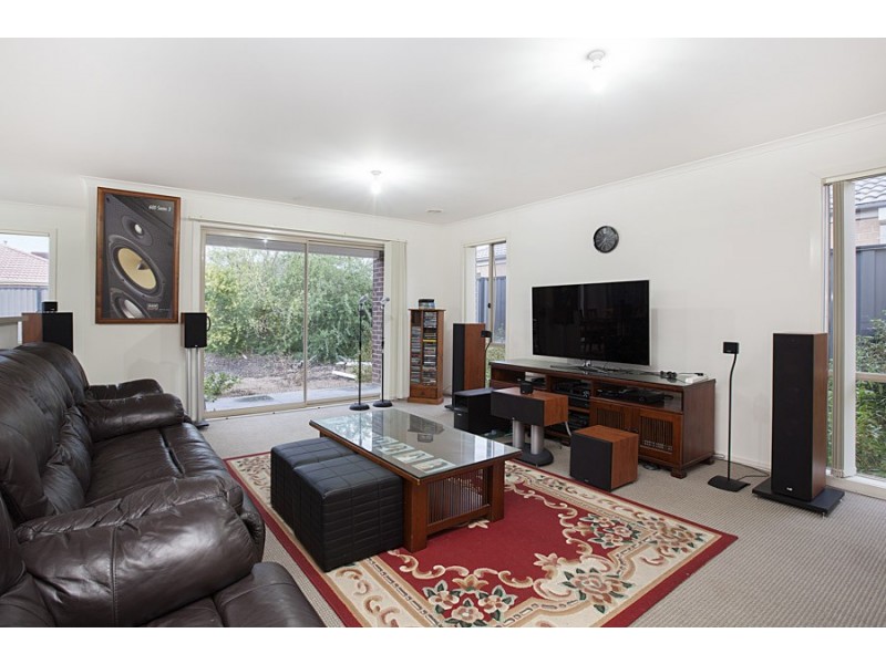 13 Billabong Crescent, Tarneit VIC 3029