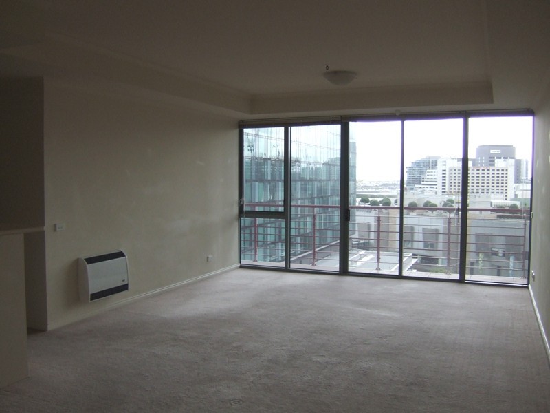 REF 21112/83 Queensbridge Street, Southbank VIC 3006