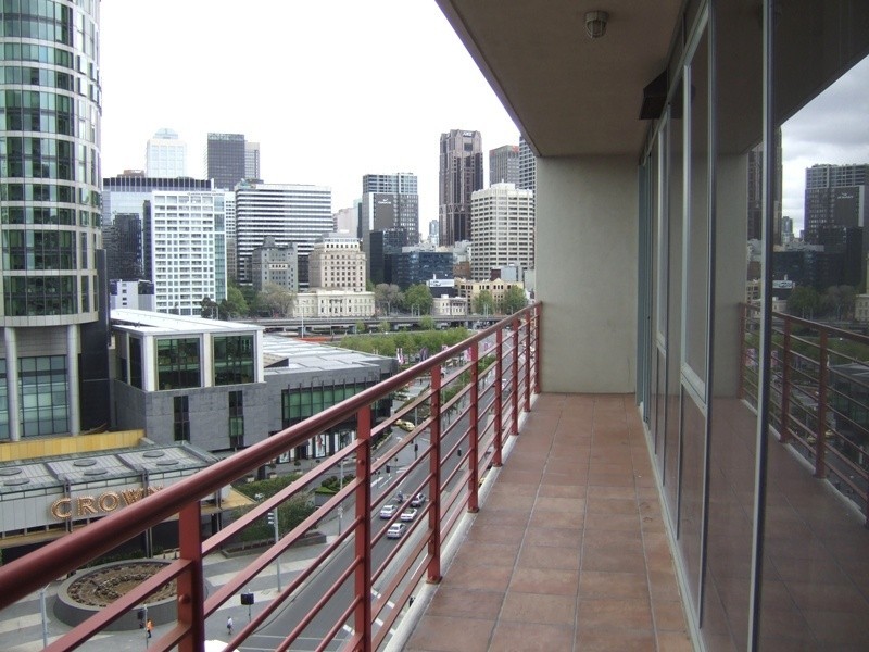 REF 21112/83 Queensbridge Street, Southbank VIC 3006