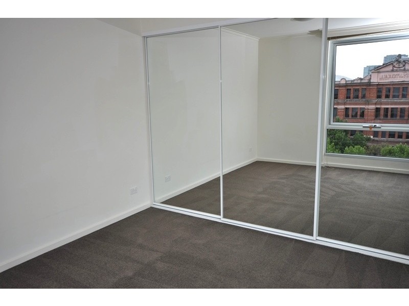 REF 21118/58 Jeffcott Street, West Melbourne VIC 3003