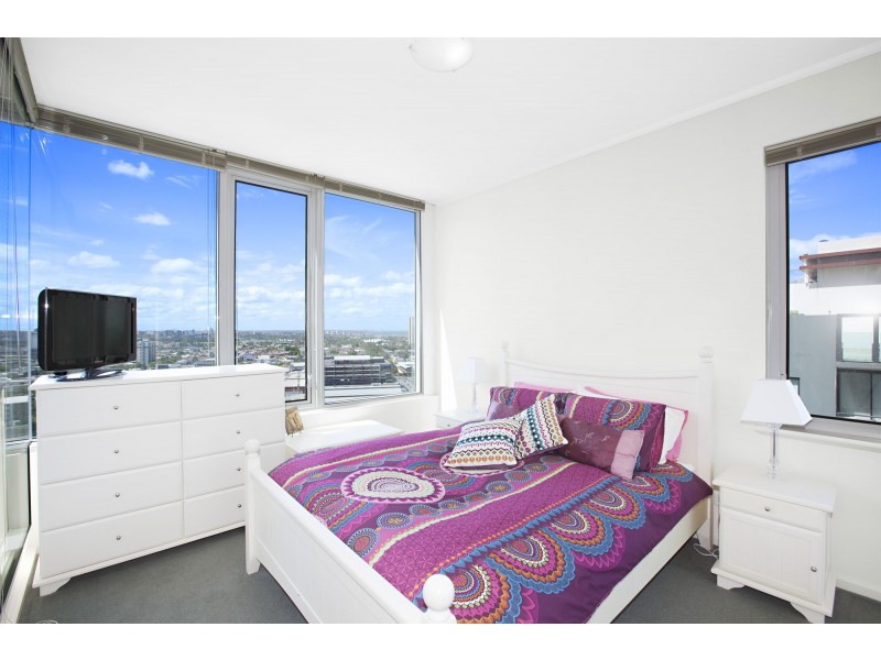 218/83 Whiteman Street, Southbank VIC 3006