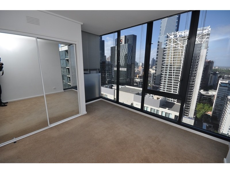 REF 21123/173 City Road, Southbank VIC 3006