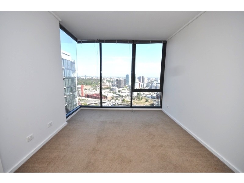 REF 21123/173 City Road, Southbank VIC 3006