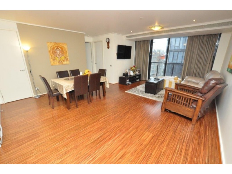 REF 21124/173 City Road, Southbank VIC 3006