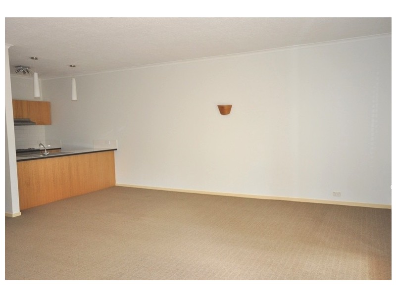 REF 20022/106 Southbank Boulevard, Southbank VIC 3006