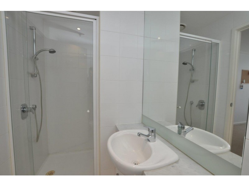 REF 20949/183 City Road, Southbank VIC 3006