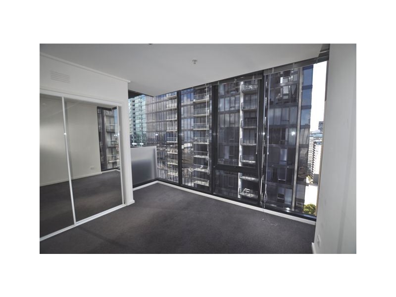 REF 21129/183 City Road, Southbank VIC 3006