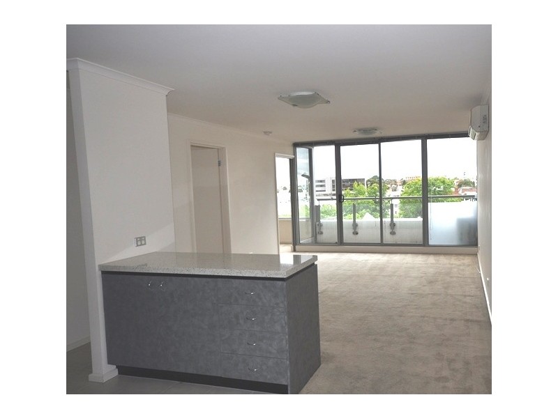 REF 20964/118 Dudley Street, West Melbourne VIC 3003