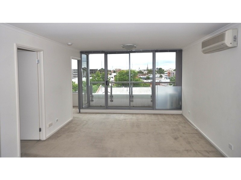 REF 20964/118 Dudley Street, West Melbourne VIC 3003
