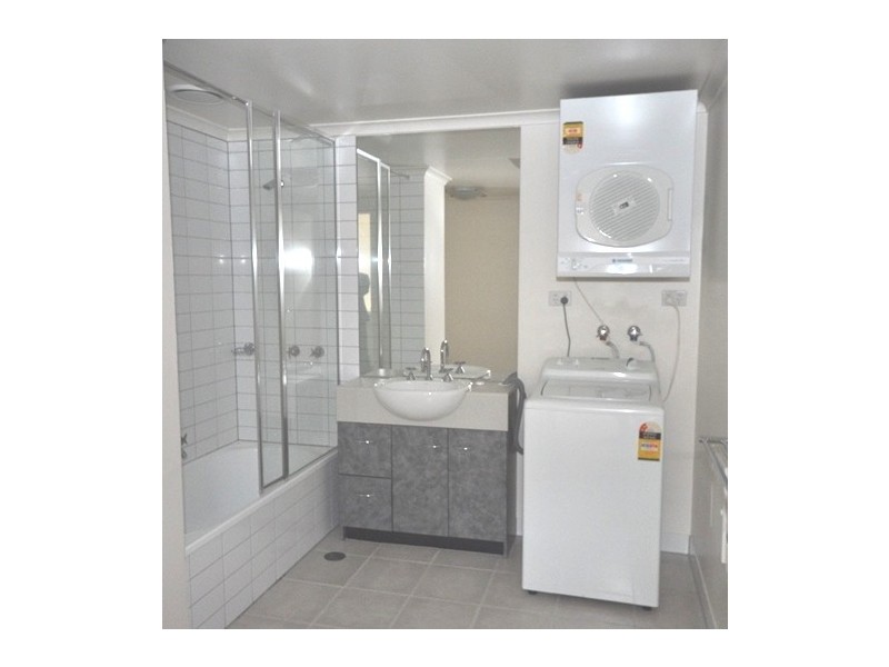 REF 20964/118 Dudley Street, West Melbourne VIC 3003