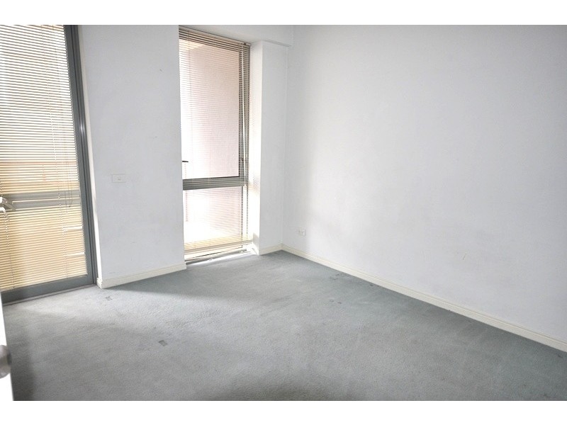 REF 21130/83 Queensbridge Street, Southbank VIC 3006