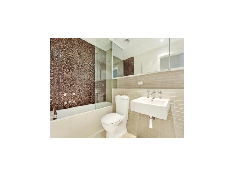 307/55 Queens Road, Melbourne VIC 3004