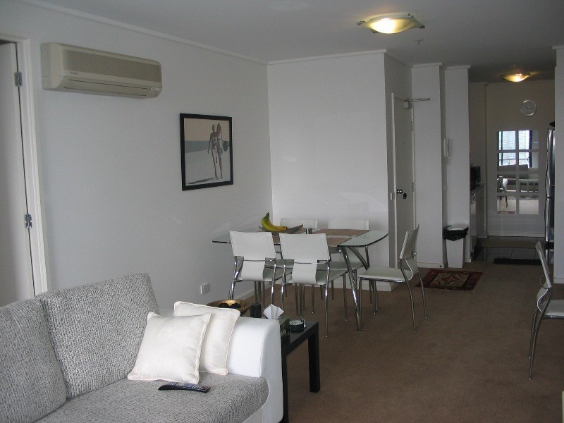 REF 21131/183 City Road, Southbank VIC 3006