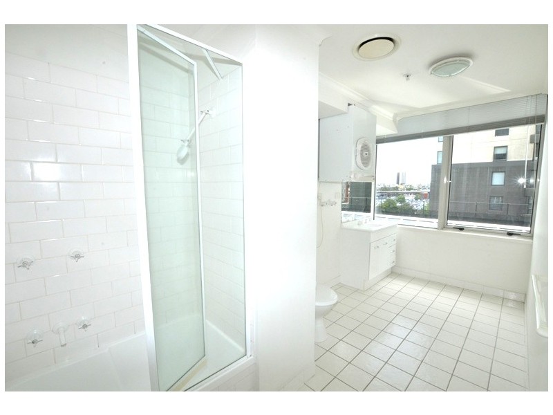 REF 21132/88 Southbank Boulevard, Southbank VIC 3006