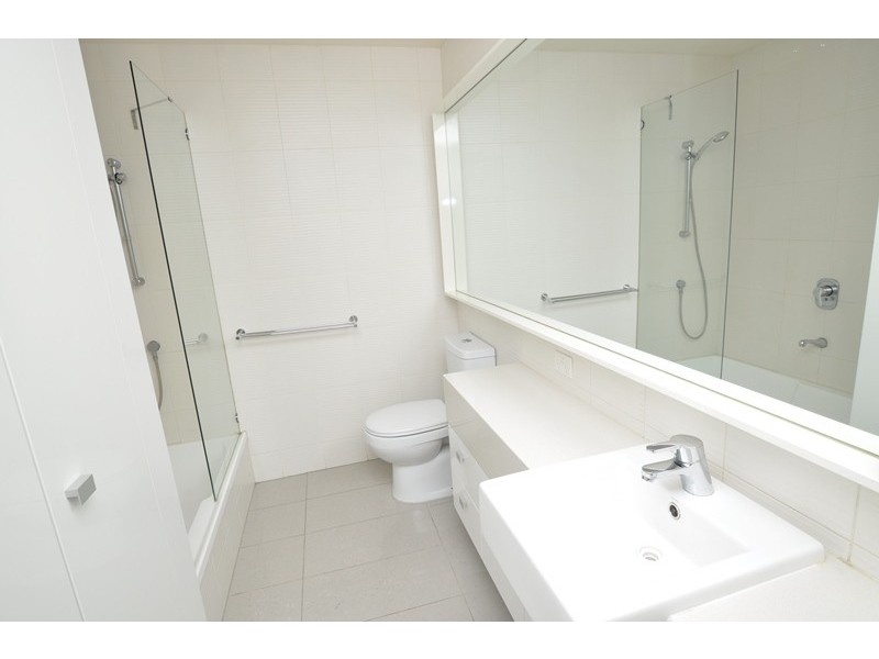 REF 21133/46 Clarendon Street, Southbank VIC 3006