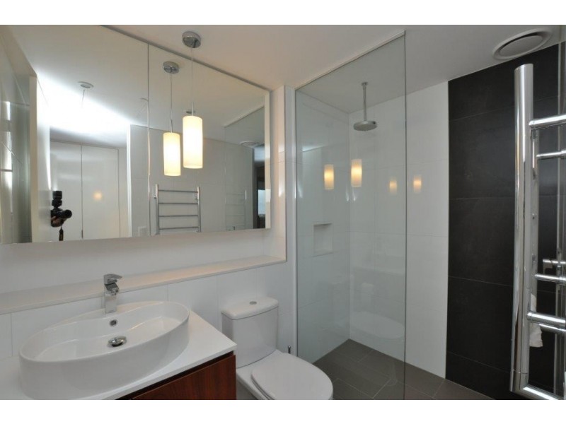 2201/229 Toorak Road, South Yarra VIC 3141