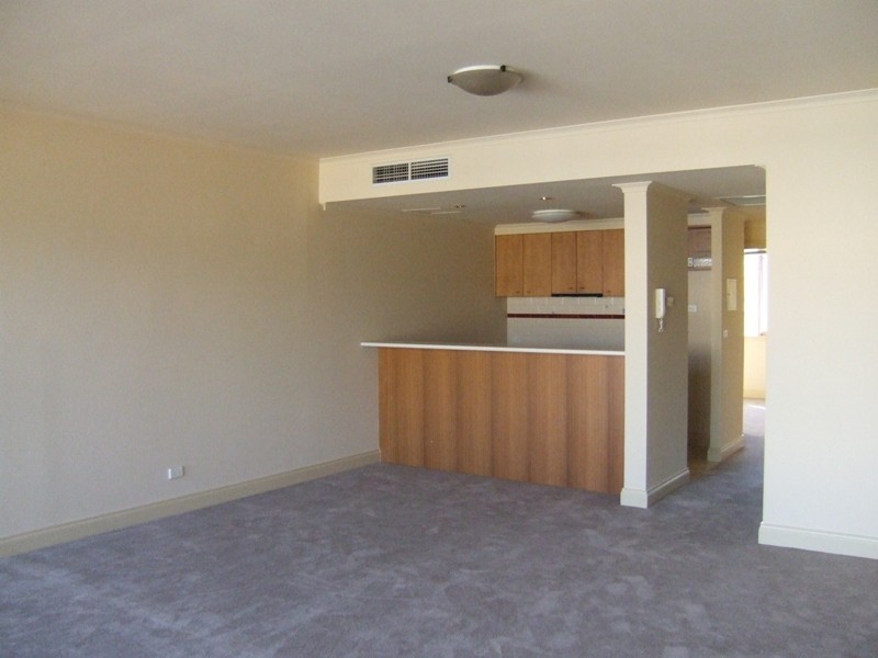 REF 21138/28 Wells Street, Southbank VIC 3006