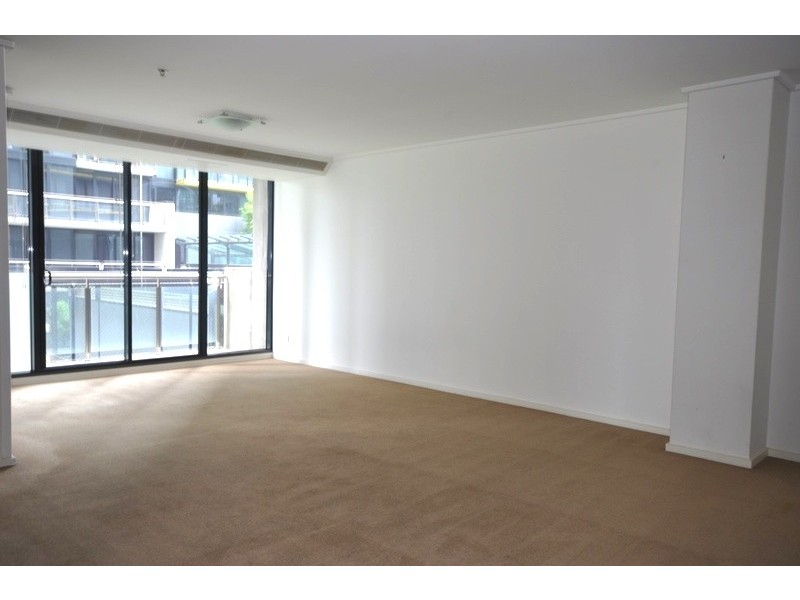 REF 21142/173 City Road, Southbank VIC 3006