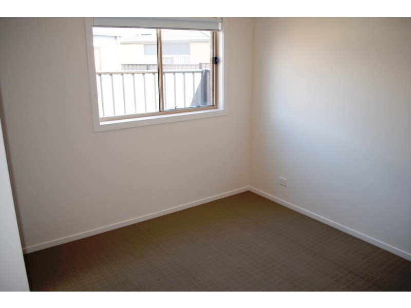 6 Vicky Court, Point Cook VIC 3030