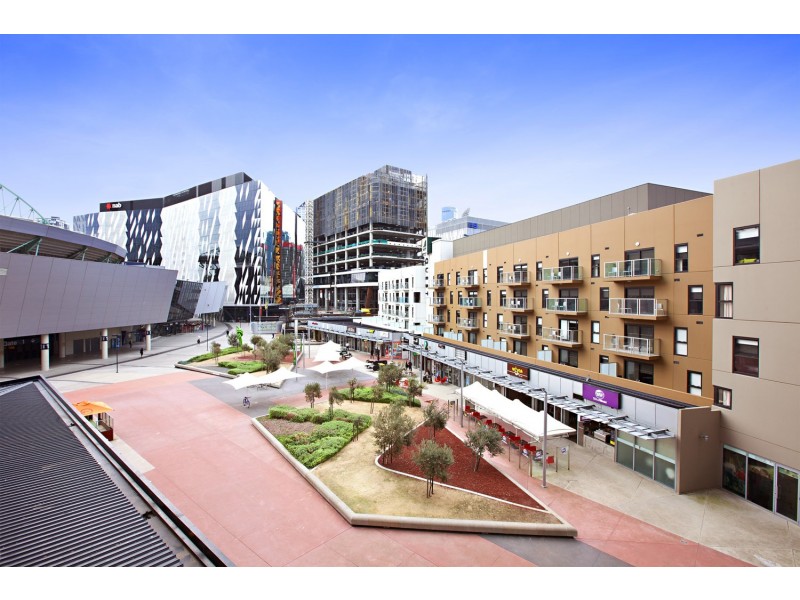 716/100 Harbour Esplanade, Docklands VIC 3008