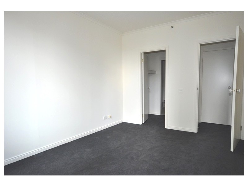 REF 21159/83 Queensbridge Street, Southbank VIC 3006