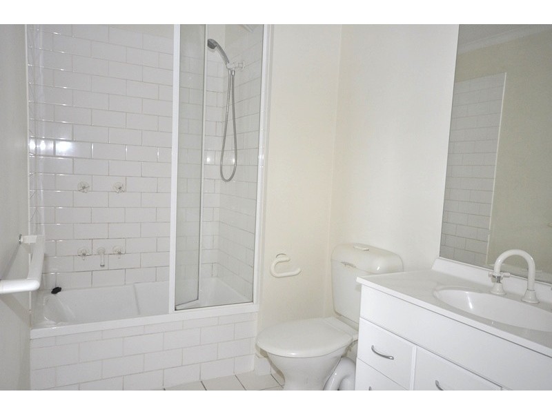 REF 21162/38 Kavanagh Street, Southbank VIC 3006