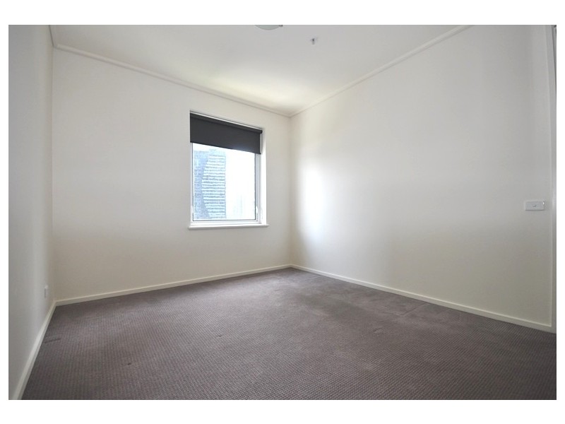 REF 20311/83 Whiteman Street, Southbank VIC 3006