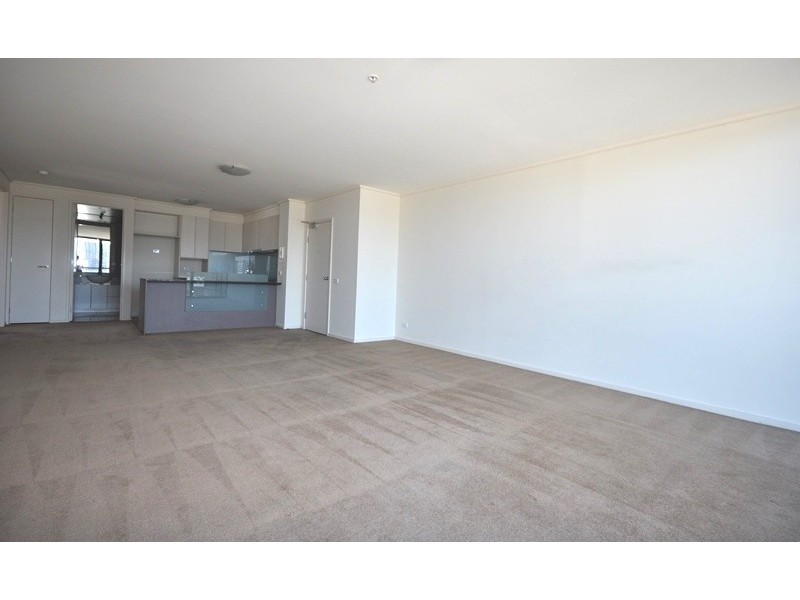 REF 21166/100 Kavanagh Street, Southbank VIC 3006