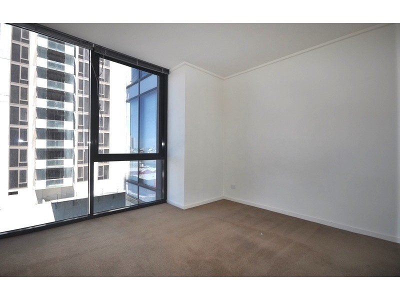 REF 21166/100 Kavanagh Street, Southbank VIC 3006
