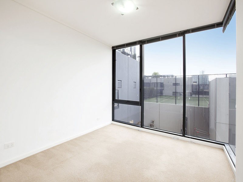 REF 21169/183 City Road, Southbank VIC 3006