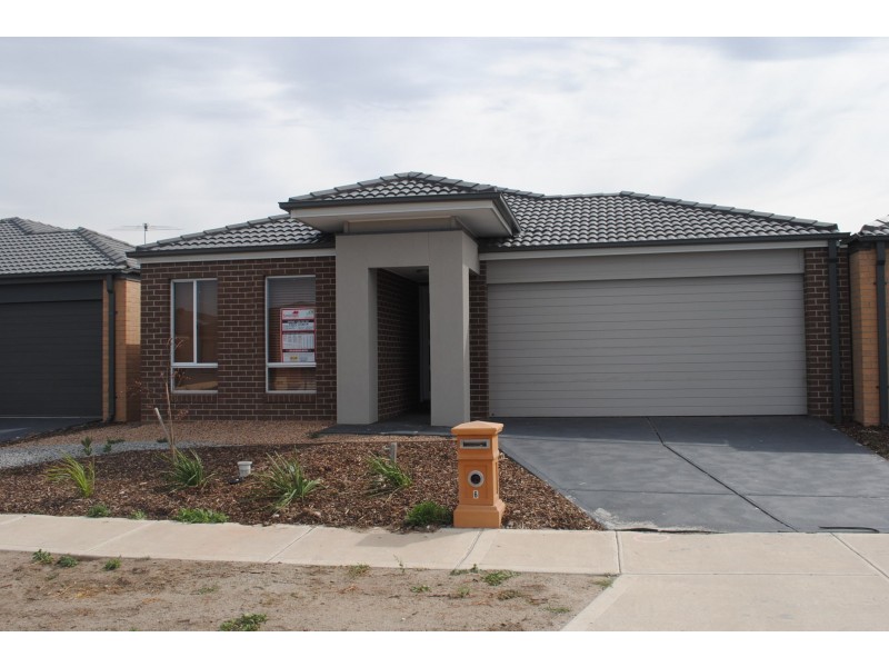 6 Warunda Parade, Point Cook VIC 3030