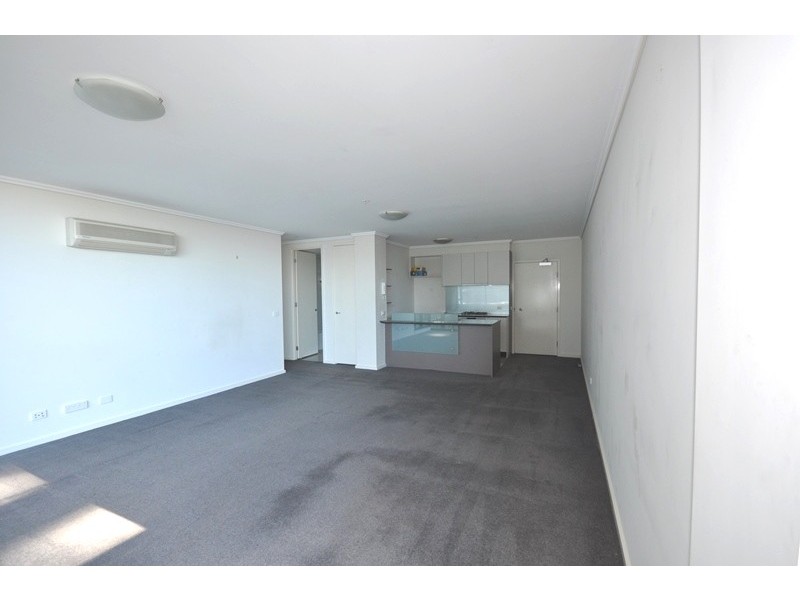 REF 21054/88 Kavanagh Street, Southbank VIC 3006