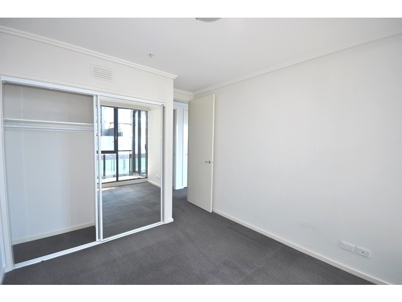 REF 21054/88 Kavanagh Street, Southbank VIC 3006