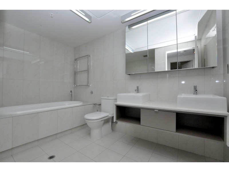 1905/90 Lorimer Street, Docklands VIC 3008