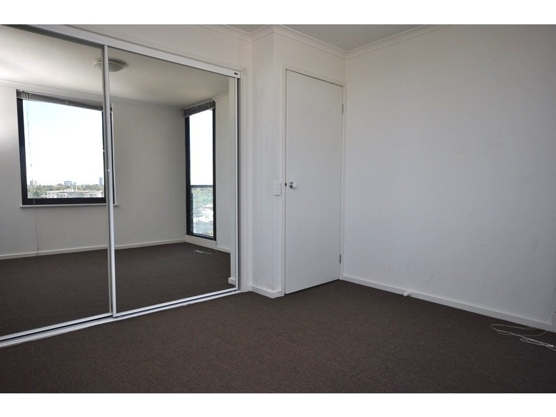 REF 21194/38 Kavanagh Street, Southbank VIC 3006