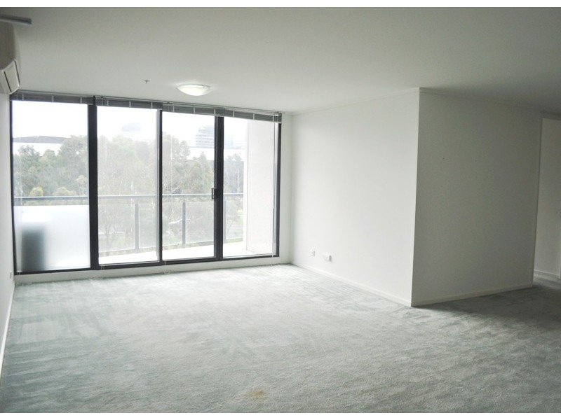 REF 21197/99 Whiteman Street, Southbank VIC 3006