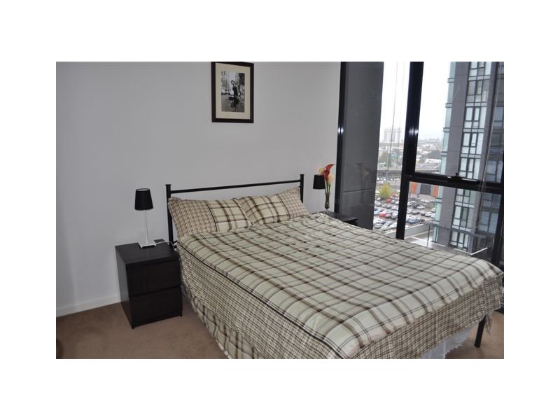 REF 21124/88 Kavanagh Street, Southbank VIC 3006