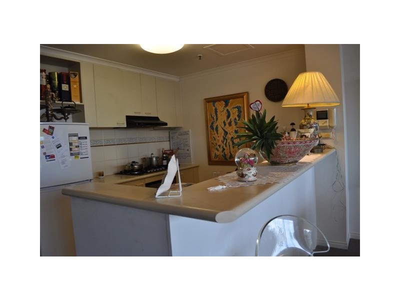 REF 21134/83 Queensbridge Street, Southbank VIC 3006