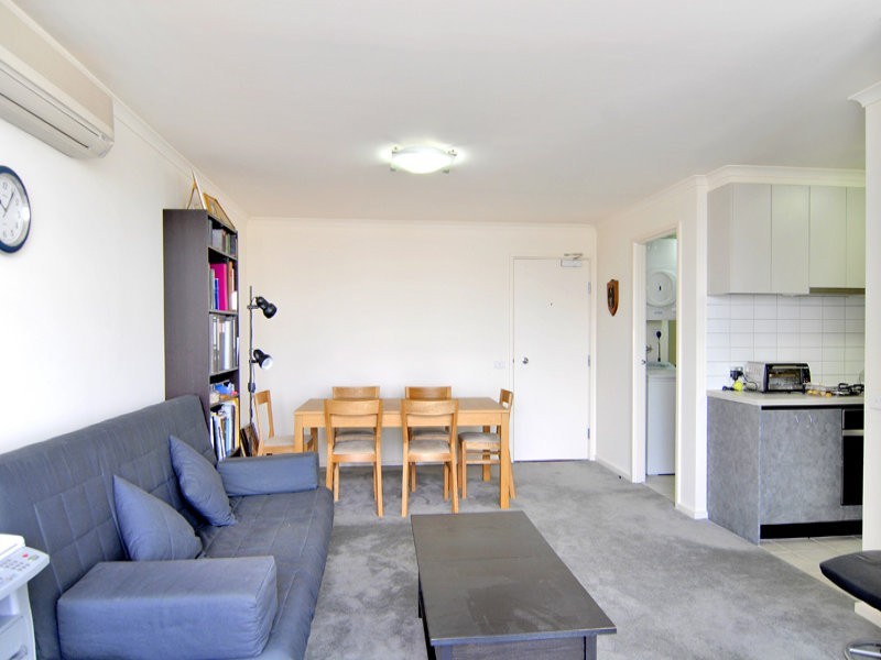 REF 21145/118 Dudley Street, West Melbourne VIC 3003