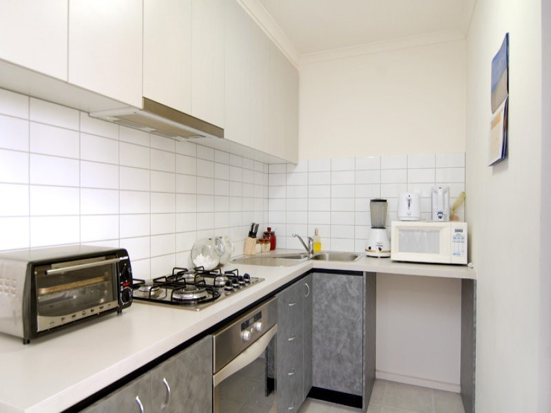 REF 21145/118 Dudley Street, West Melbourne VIC 3003