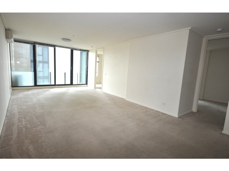 REF 21147/163 City Road, Southbank VIC 3006
