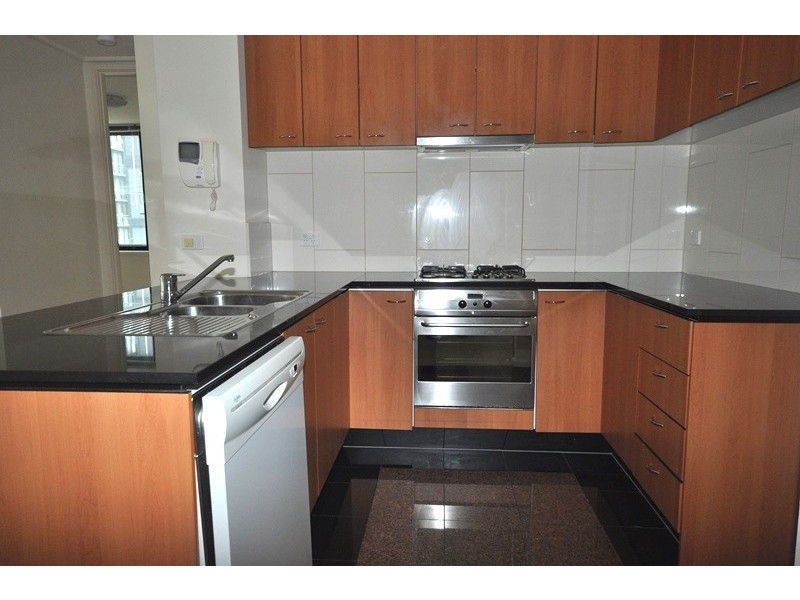 REF 21147/163 City Road, Southbank VIC 3006