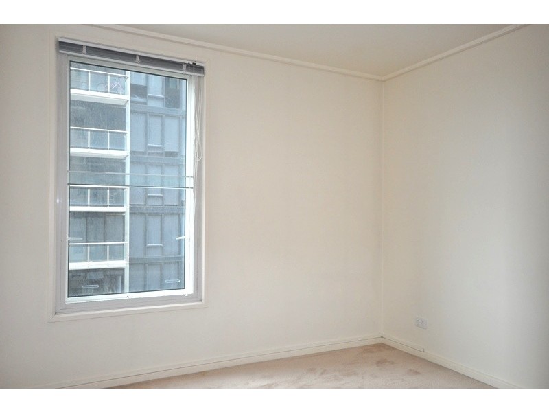 REF 21147/163 City Road, Southbank VIC 3006